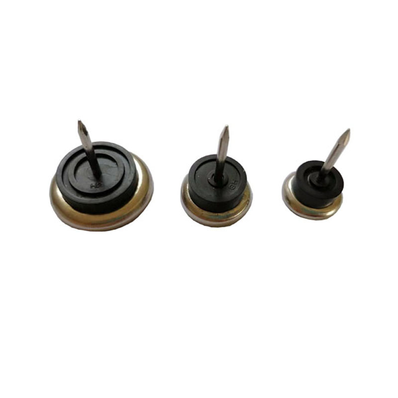 Venta al por mayor de acero con clavos deslizantes de plástico, Protector de silla, accesorios para sillas, accesorios de mesa, soporte para estante