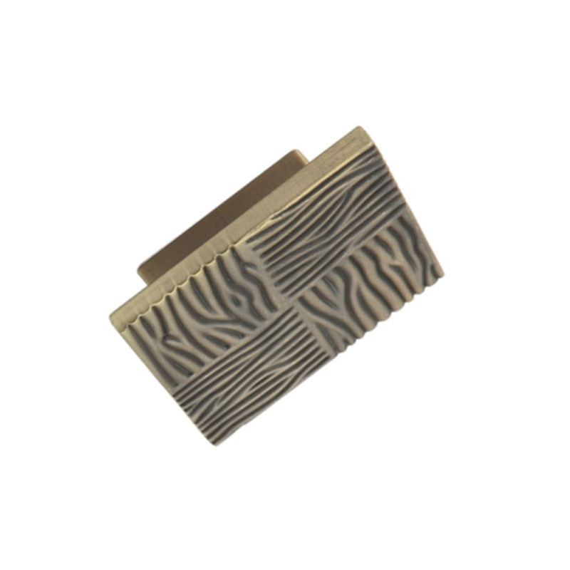 Manija europea de la cocina de la manija de los muebles del cuadrado de la aleación 60m m del cinc del estilo