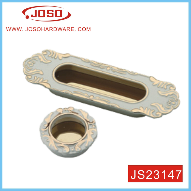 Tirador ovalado de cobre antiguo para armario