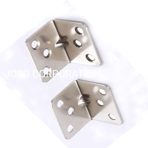 Venta caliente que sella los accesorios de acero de los muebles de la esquina de la cama de seis agujeros 35X24X32m m