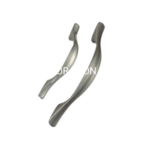 Manija del armario de la manija del cajón de la manija del gabinete de la forma del arco de la aleación del cinc 128m m