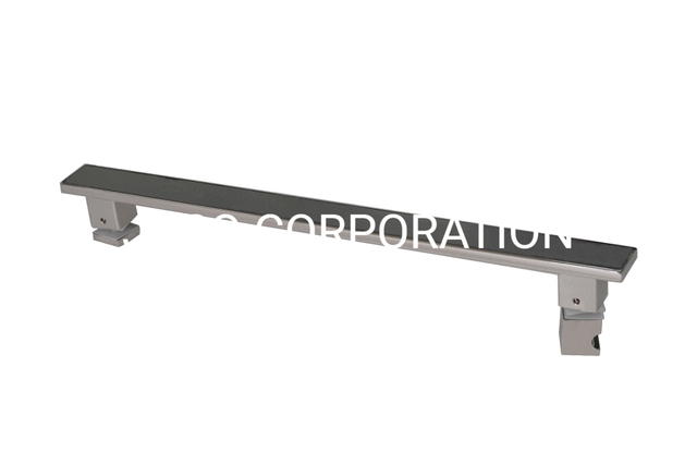 La fábrica proporciona acero inoxidable 304 de alta resistencia, manija de puerta de madera, herrajes para vidrio, accesorios de vidrio