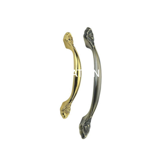 Accesorios delicados de la puerta de la manija del cajón de la manija de los muebles del cepillo de la aleación del cinc 96m m