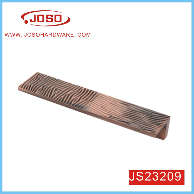 Tirador triangular de cobre antiguo para cajón